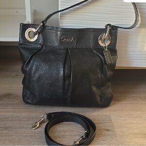 Like New Vintage COACH, Ashley Hippie BLACK LEATHER Shoulder/Crossbody Bag